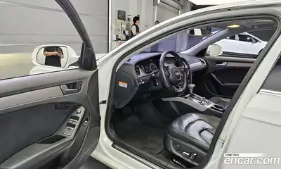 Audi A4 2014 2.0 гидро в Москве № 196694, миниатюра 10