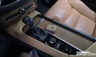 Volvo XC90 2020 2.0 гидро в Москве № 196980, миниатюра 9