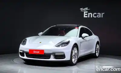 Porsche Panamera, 2020
