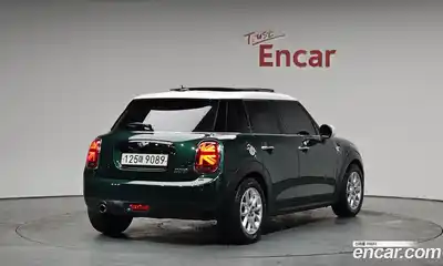 Mini Cooper 2017 1.5 гидро в Москве № 198322, миниатюра 2