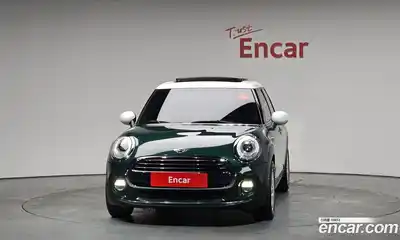 Mini Cooper 2017 1.5 гидро в Москве № 198322, миниатюра 3