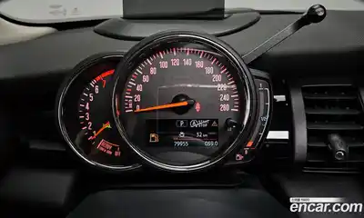 Mini Cooper 2017 1.5 гидро в Москве № 198322, миниатюра 8