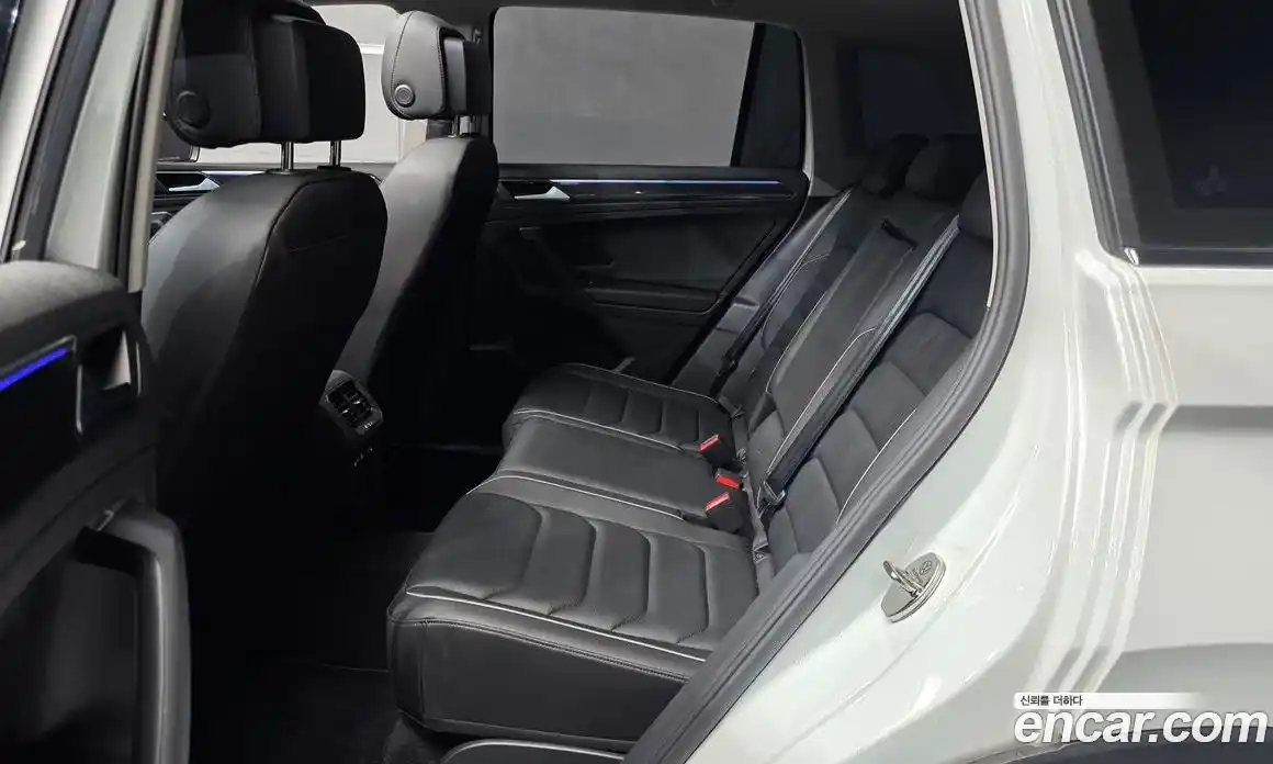 Volkswagen Tiguan 2022 2.0 гидро в Москве № 199014, фото 12