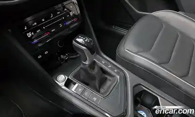 Volkswagen Tiguan 2022 2.0 гидро в Москве № 199014, миниатюра 9