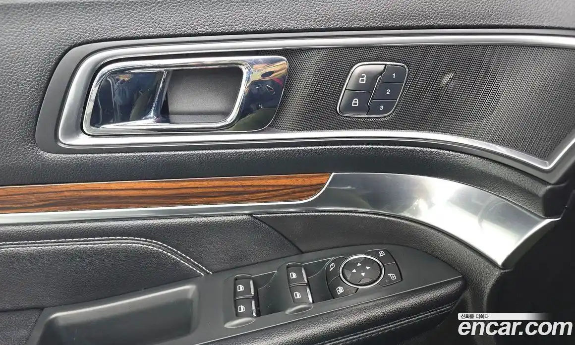 Ford Explorer 2017 2.3 гидро в Москве № 199764, фото 18