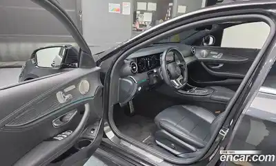 Mercedes-Benz E-Class 2022 2.0 гидро в Москве № 206226, миниатюра 10