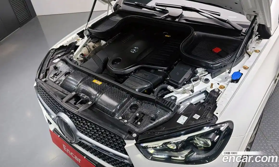 Mercedes-Benz GLE-Class 2024 3.0 гидро в Москве № 206609, фото 6