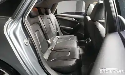 Audi A4 2015 2.0 гидро в Москве № 212428, миниатюра 12
