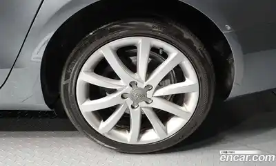 Audi A4 2015 2.0 гидро в Москве № 212428, миниатюра 5