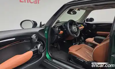 Mini Cooper 2023 2.0 гидро в Москве № 214152, миниатюра 10