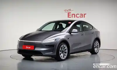 Tesla Model Y, 2025