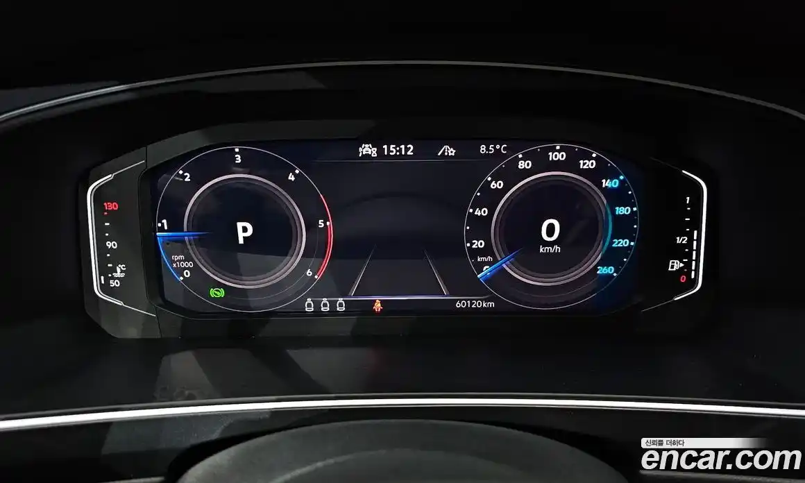 Volkswagen Tiguan 2023 2.0 гидро в Москве № 215074, фото 8
