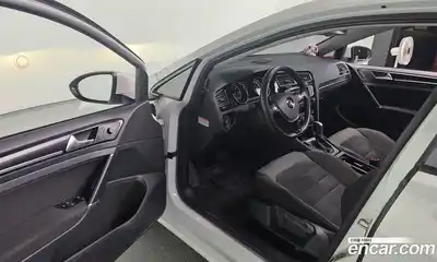 Volkswagen Golf 2015 2.0 гидро в Москве № 215140, миниатюра 11