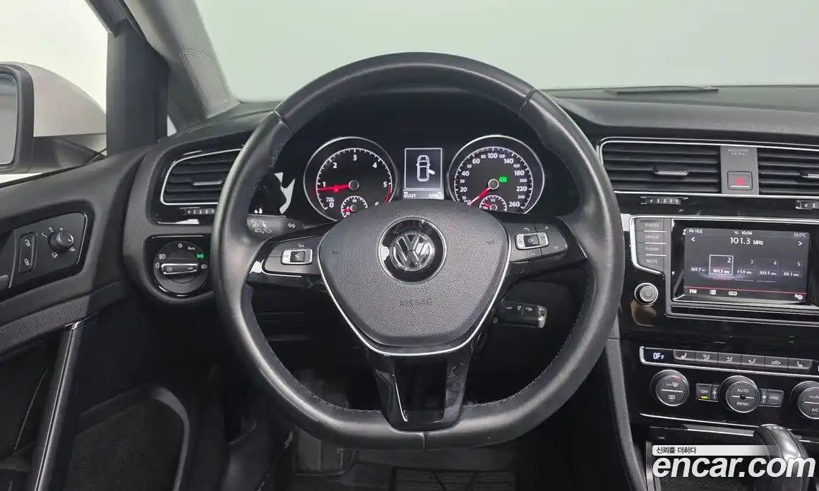 Volkswagen Golf 2015 2.0 гидро в Москве № 215140, фото 13
