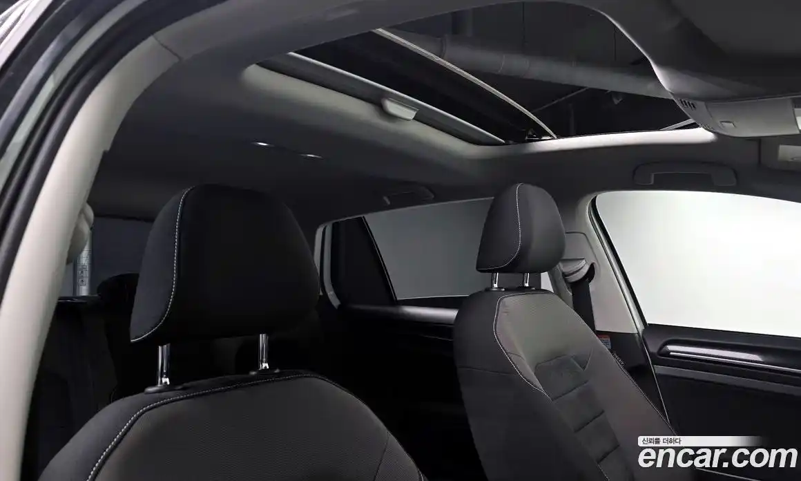 Volkswagen Golf 2015 2.0 гидро в Москве № 215140, фото 18