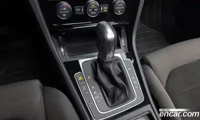 Volkswagen Golf 2015 2.0 гидро в Москве № 215140, миниатюра 9