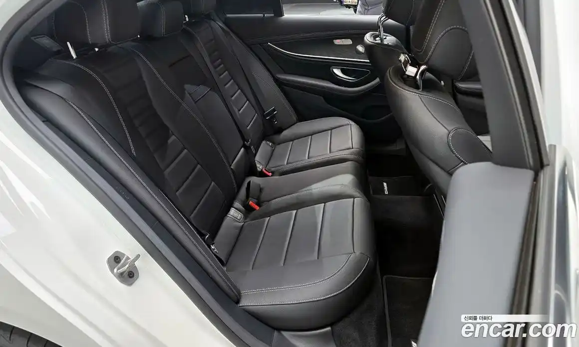 Mercedes-Benz E-Class 2023 1.9 гидро в Москве № 223264, фото 12
