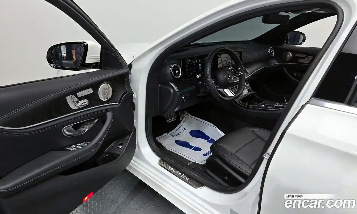Mercedes-Benz E-Class 2023 1.9 гидро в Москве № 223264, фото 10