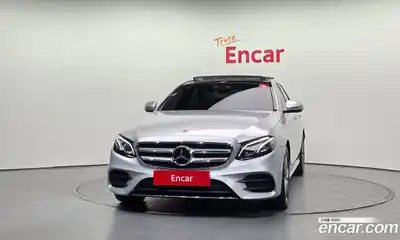 Mercedes-Benz E-Class 2020 2.0 гидро, миниатюра 3