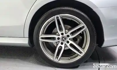 Mercedes-Benz E-Class 2020 2.0 гидро, миниатюра 5