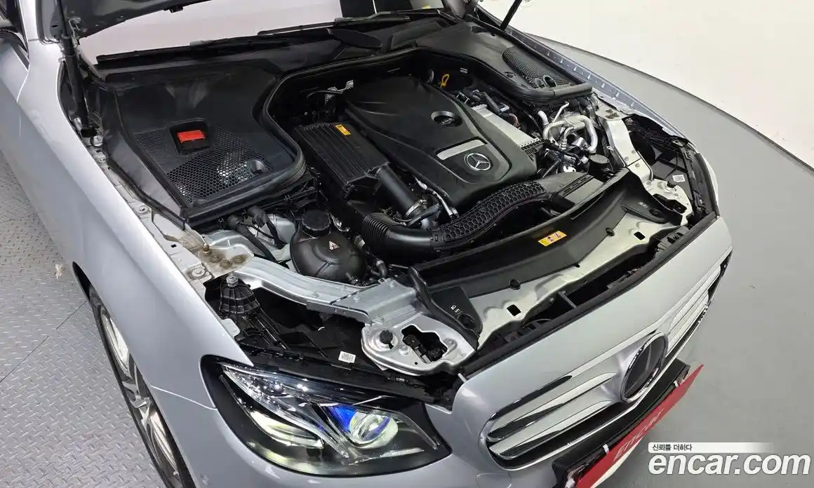 Mercedes-Benz E-Class 2020 2.0 гидро, фото 6