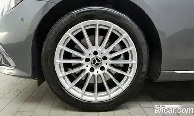 Mercedes-Benz E-Class 2022 2.0 гидро, миниатюра 5