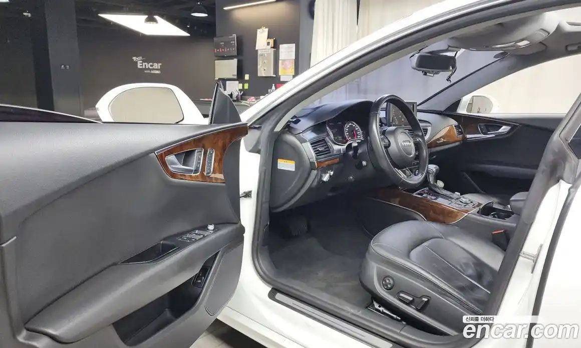 Audi A7 2014 3.0 гидро в Москве № 228274, фото 10