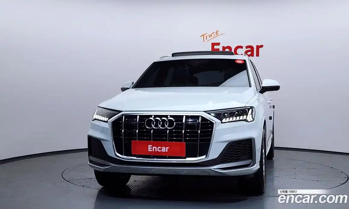 Audi Q7 2021 3.0 гидро в Москве № 230144, фото 3