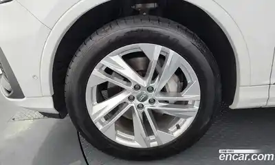 Audi Q7 2021 3.0 гидро в Москве № 230144, миниатюра 5