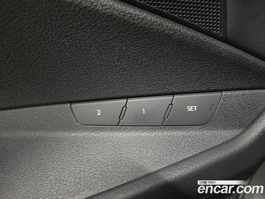 Audi Q8 e-tron 2024 0.3 гидро в Москве № 230291, фото 13