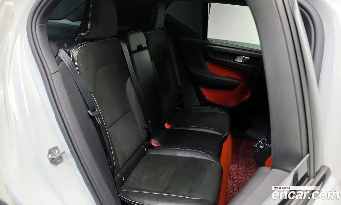 Volvo XC40 2019 2.0 гидро в Москве № 230554, фото 12