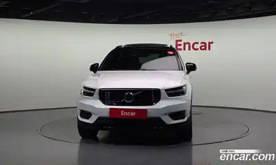 Volvo XC40 2019 2.0 гидро в Москве № 230554, миниатюра 3