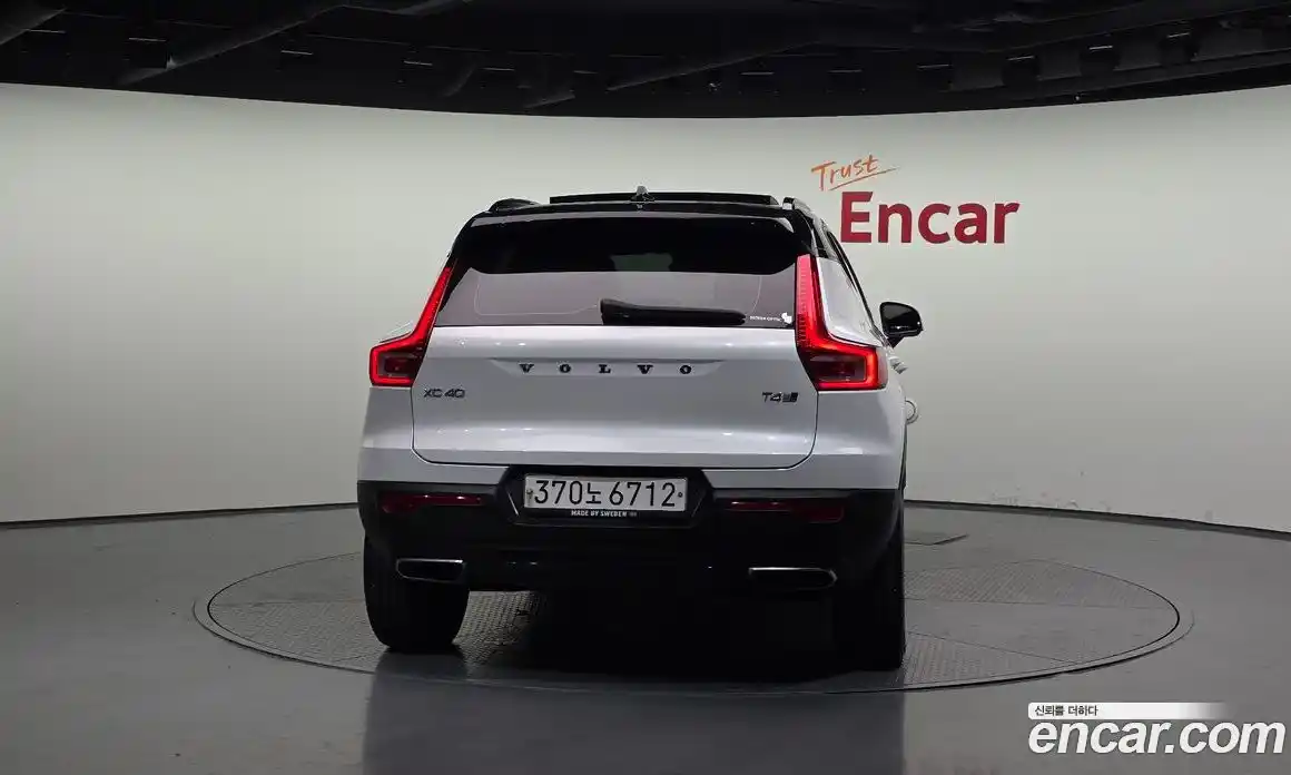 Volvo XC40 2019 2.0 гидро в Москве № 230554, фото 4