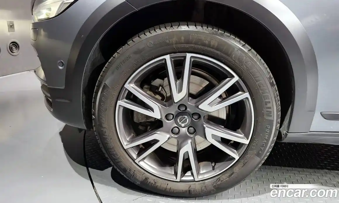 Volvo V90 2018 2.0 гидро в Москве № 230557, фото 5