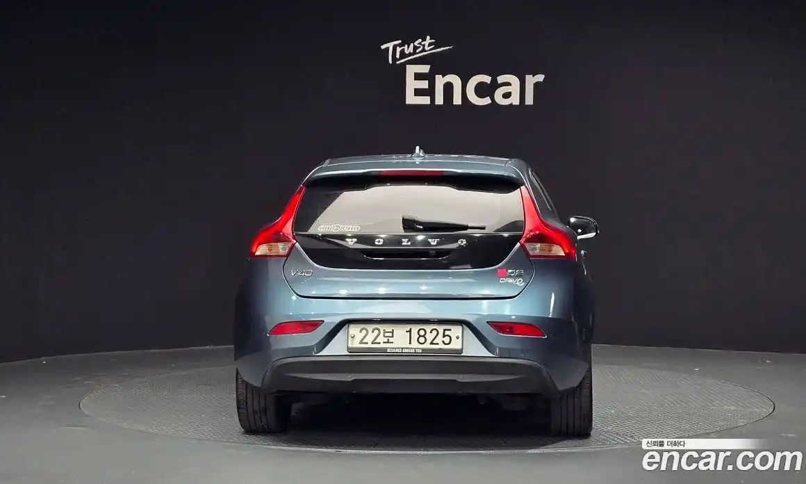 Volvo V40 2013 1.6 гидро в Москве № 230682, фото 4