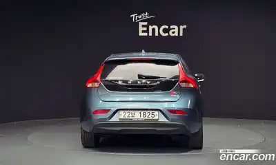 Volvo V40 2013 1.6 гидро в Москве № 230682, миниатюра 4