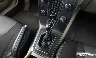 Volvo V40 2013 1.6 гидро в Москве № 230682, миниатюра 9