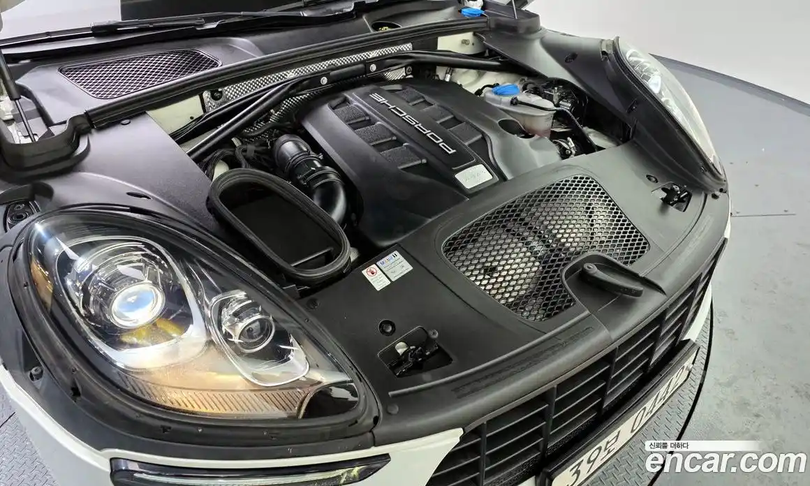 Porsche Macan 2016 3.0 гидро в Москве № 230998, фото 6