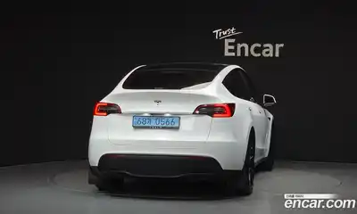 Tesla Model Y 2023 0.2 гидро в Москве № 231580, миниатюра 4