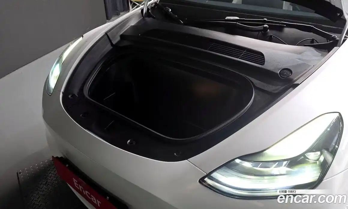 Tesla Model Y 2023 0.2 гидро в Москве № 231580, фото 6