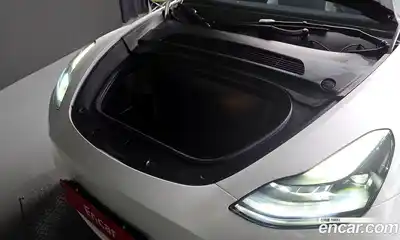 Tesla Model Y 2023 0.2 гидро в Москве № 231580, миниатюра 6