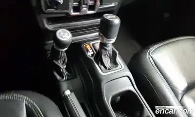 Jeep Wrangler 2021 2.0 гидро в Москве № 232350, миниатюра 9