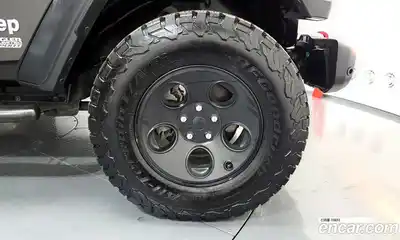 Jeep Wrangler 2018 2.0 гидро в Москве № 232640, миниатюра 5