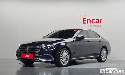 Mercedes-Benz E-Class, 2022