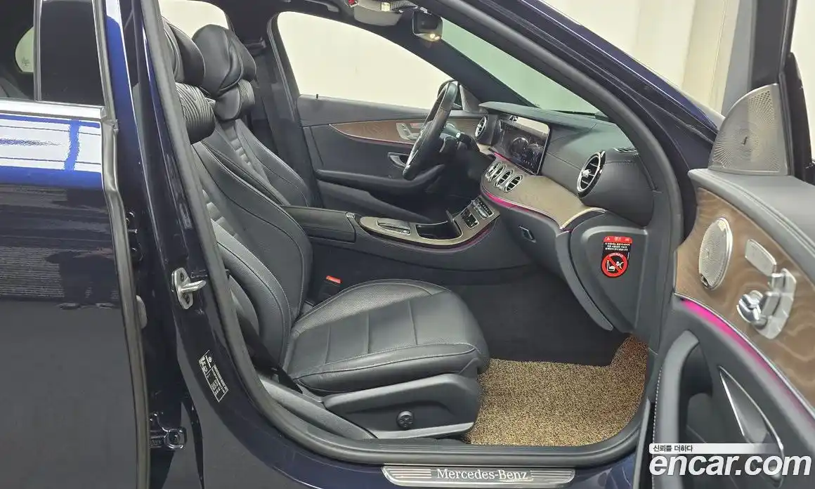Mercedes-Benz E-Class 2022 2.0 гидро, фото 11