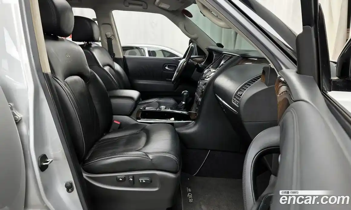 Infiniti QX 2010 5.6 гидро в Москве № 249694, фото 11
