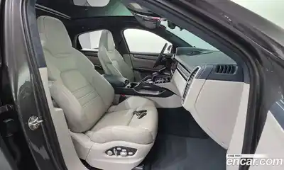 Porsche Cayenne 2020 4.0 гидро в Москве № 251826, миниатюра 10