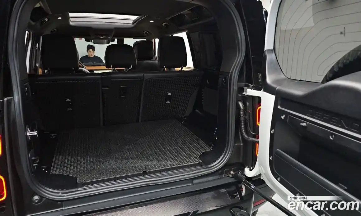 Land Rover Defender 2024 2.0 гидро в Москве № 271167, фото 19