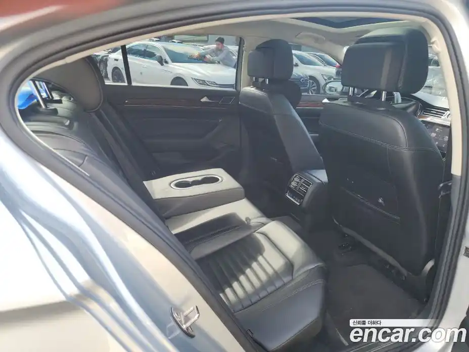 Volkswagen Passat 2018 2.0 гидро в Москве № 277978, фото 8