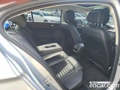 Volkswagen Passat 2018 2.0 гидро в Москве № 277978, миниатюра 8